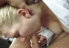 خدمتکار بالغ fucks كانال فيلم هاي سكسي در تلگرام در دوست پسر جوان