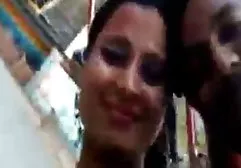 او جوجه خود دانلود کلیپ های سکسی کوتاه را خورد و دوز اسپرم را در دهانش فروخت
