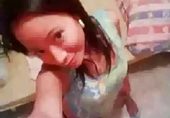 جوجه مو قرمز روسیه برای سال کلیپ ها سکسی جدید دو بچه را دوست دارد